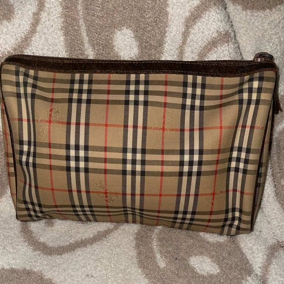 Burberry Tan and Brown clutch - Picture 3 of 15